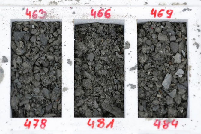 Экскурсия по Музею нефти во Франции (13 фото)