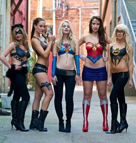 Самые сексуальные наряды на Хэллоуин (42 фото)