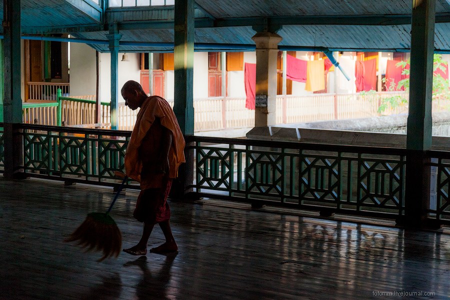 Прогулка по монастырям в Бирме