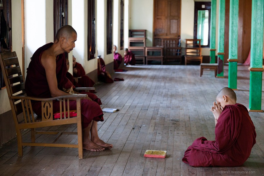 Прогулка по монастырям в Бирме