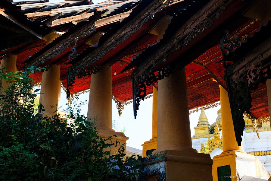 Прогулка по монастырям в Бирме