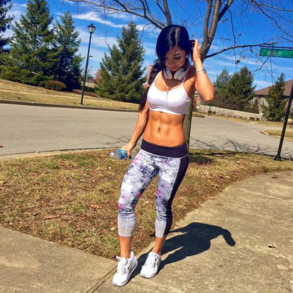 Симпатичные спортивные девушки