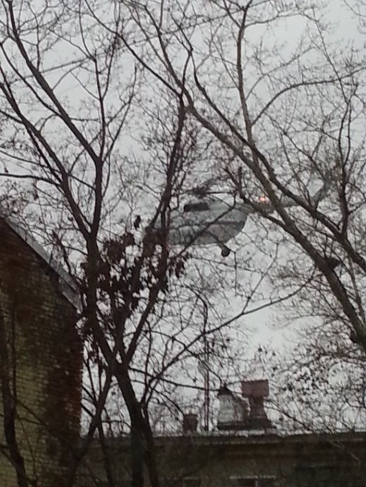 Вертолет Дмитрия Медведева у станции метро «Бауманская»