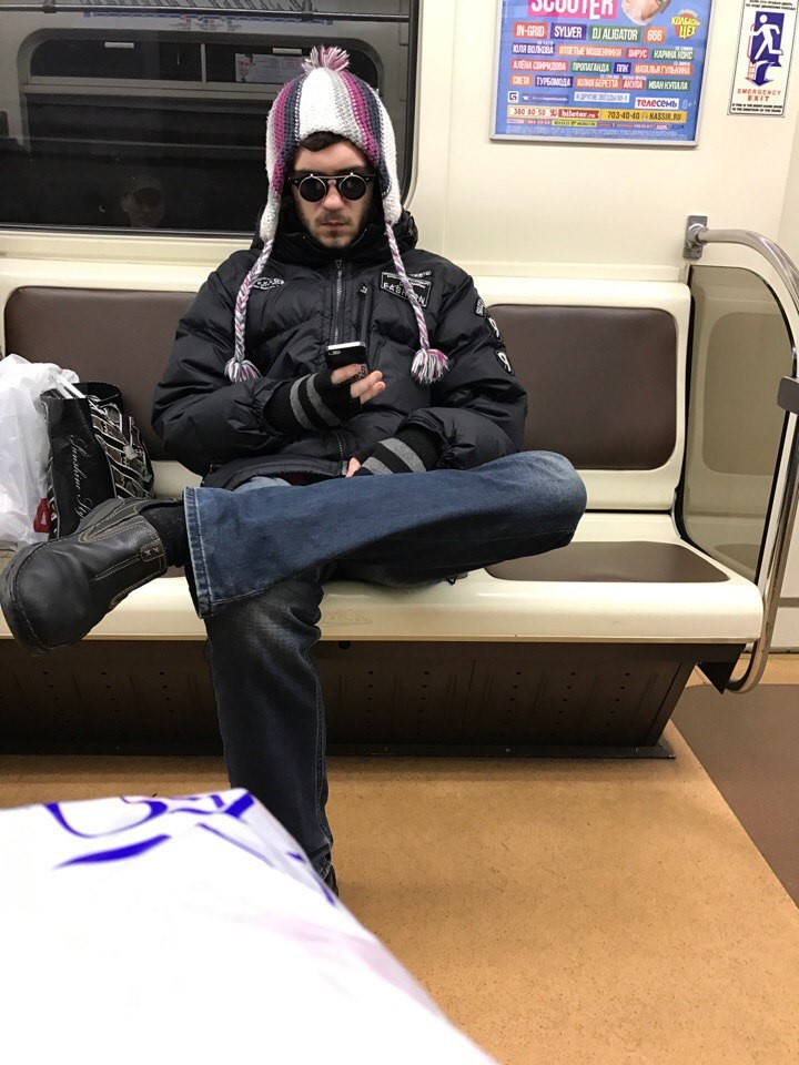 Модники из российского метрополитена