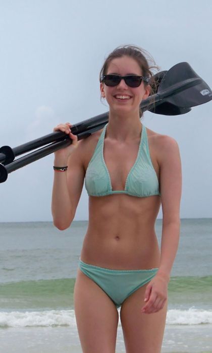 Девчонки в бикини