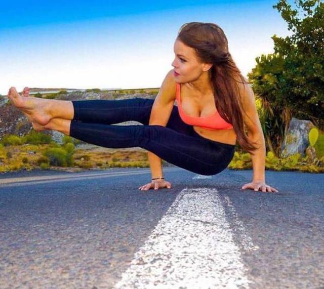 Очаровательные девушки, которые дружат со спортом