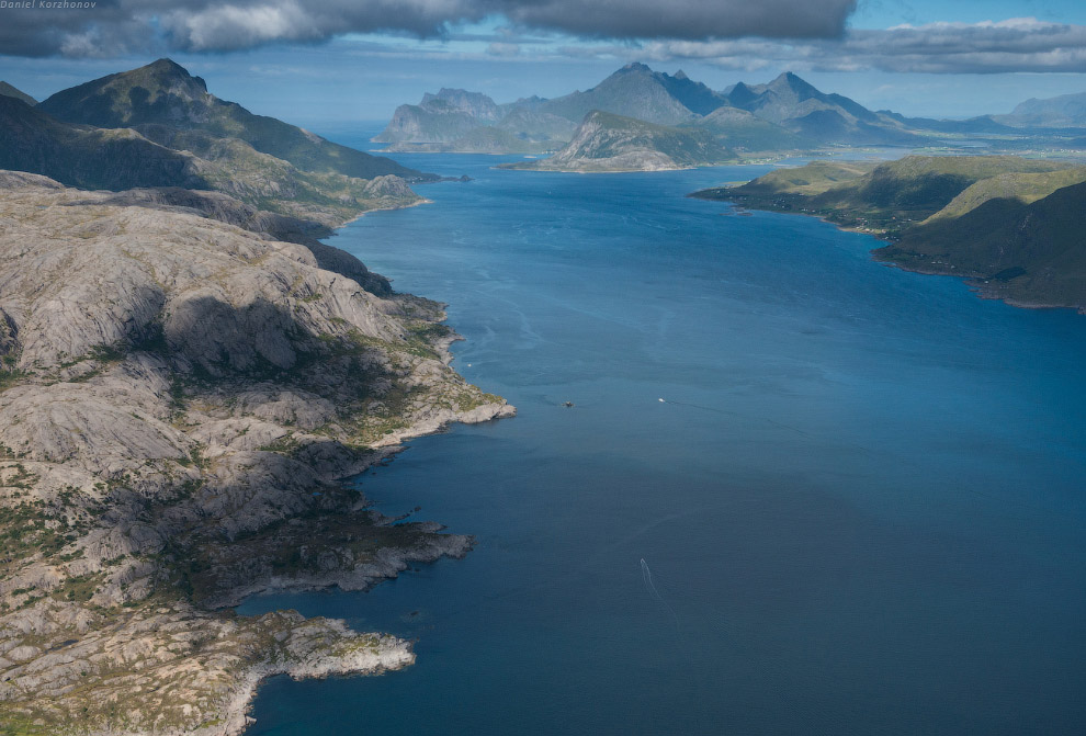 Полет над Лофотенами Полет над Лофотенами