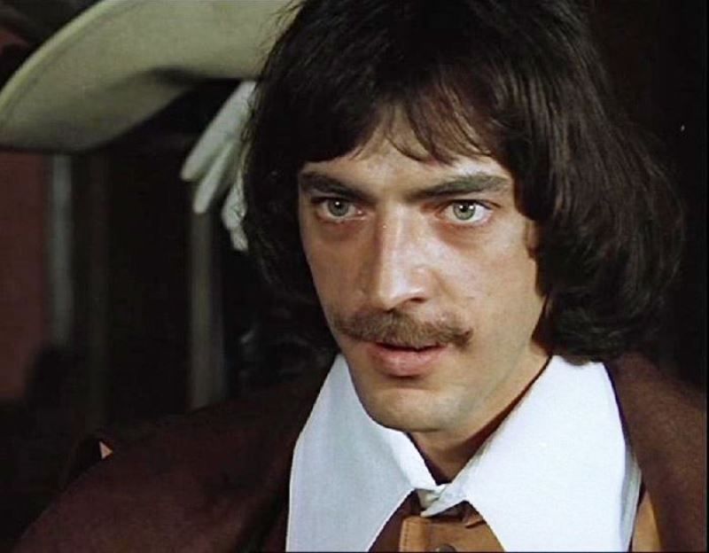 Секс-символы советского кино 70-х и 80-х годов (32 фото) Секс-символы советского кино 70-х и 80-х годов (32 фото)