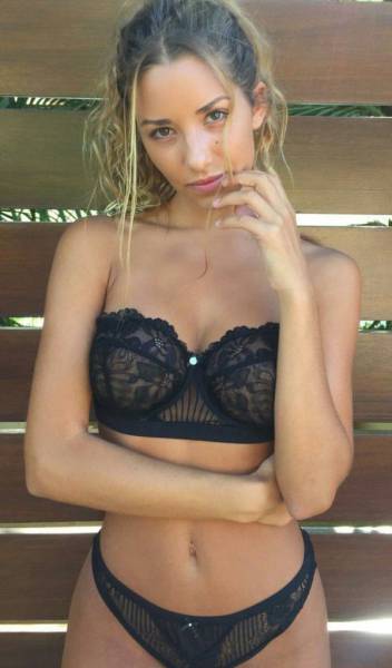 Девушки в белье