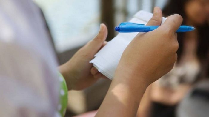 Пожарные ответили добром официантке, оплатившей их завтрак