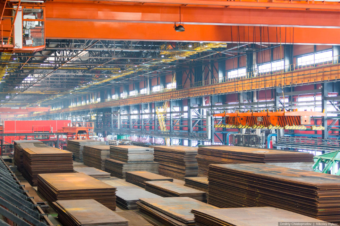 Высота 239. Трубоэлектросварочный цех Челябинского трубопрокатного завода