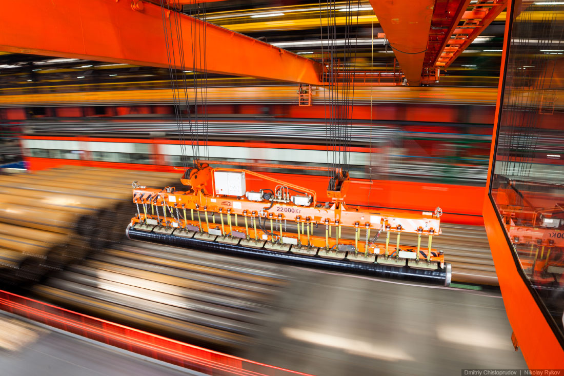 Высота 239. Трубоэлектросварочный цех Челябинского трубопрокатного завода