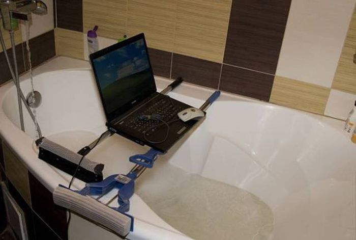 Смотрите, я все починил!