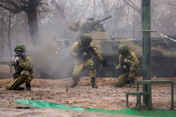 Знакомство с возрожденным нженерно-саперным штурмовым батальоном