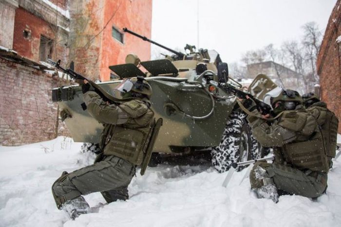 Знакомство с возрожденным нженерно-саперным штурмовым батальоном