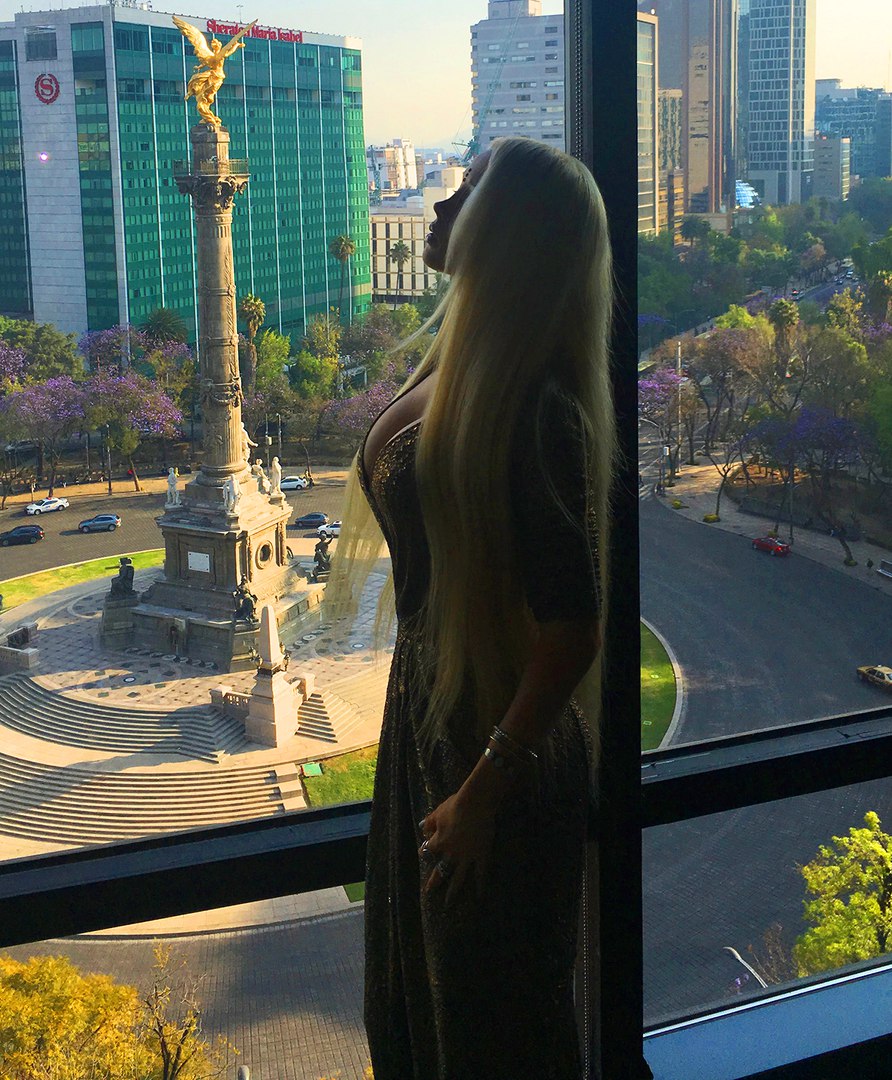 Кажется, в них вселилась Барби