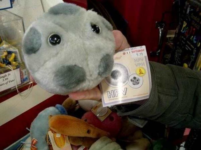 Странные детские игрушки