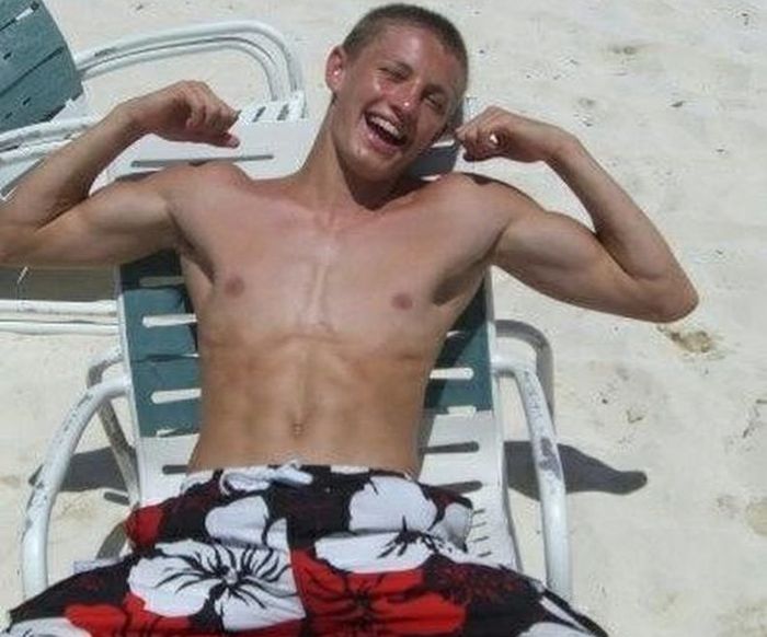 Впечатляющая трансформация британского культуриста