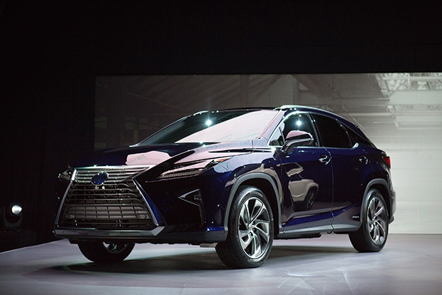 Ключевые новинки автосалона в Нью-Йорке