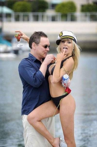 Забавные девушки