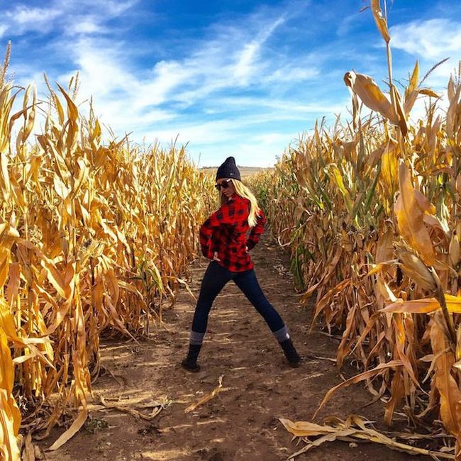 Забавные девушки