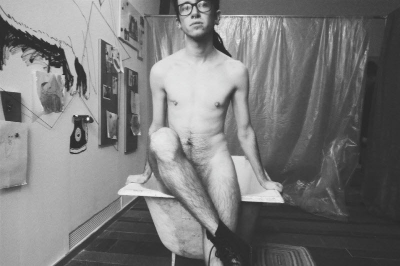 Снимки зрителей на инсталляции Kinder Album