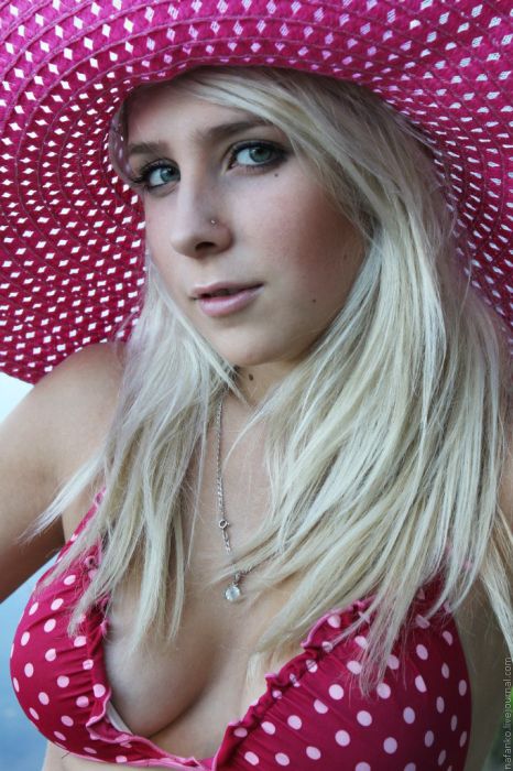 Красивые русские девушки из социальных сетей