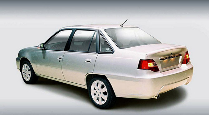 Самые дешевые автомобили (9 фото) Самые дешевые автомобили (9 фото)