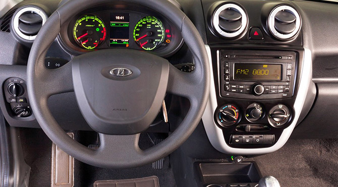 Самые дешевые автомобили (9 фото) Самые дешевые автомобили (9 фото)