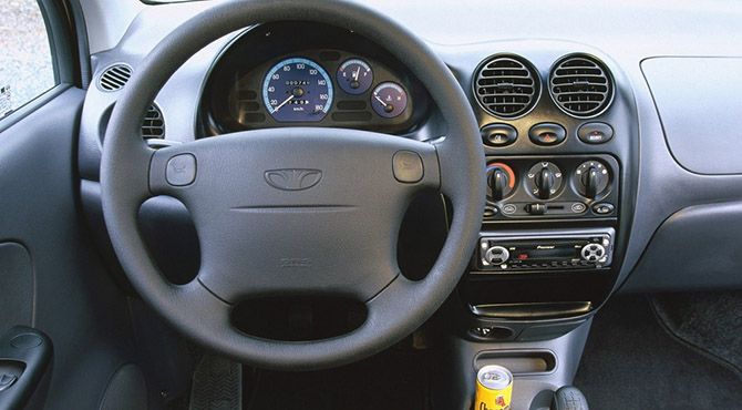 Самые дешевые автомобили (9 фото) Самые дешевые автомобили (9 фото)