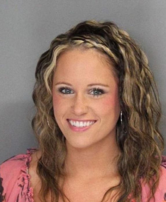 Магшоты симпатичных девушек