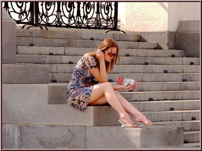 Летние девушки