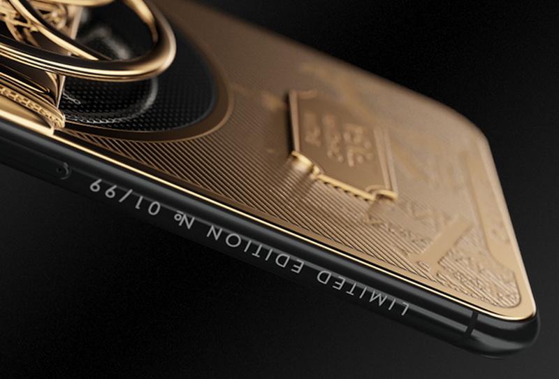 Ко дню нефтяника поступил в продажу золотой iPhone X за 289 тысяч