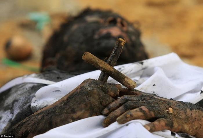 Как работает экзорцист (9 фото)