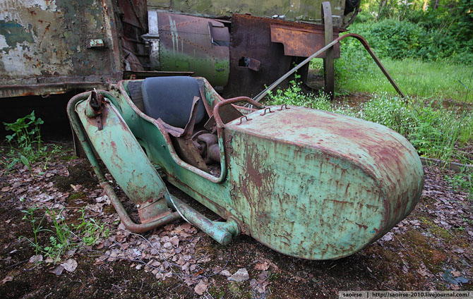 Пионерский лагерь с ретро-автомобилями Пионерский лагерь с ретро-автомобилями