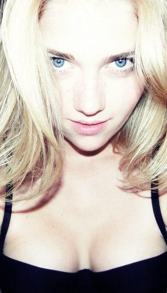 Красивые девушки из социальных сетей (80 фото)