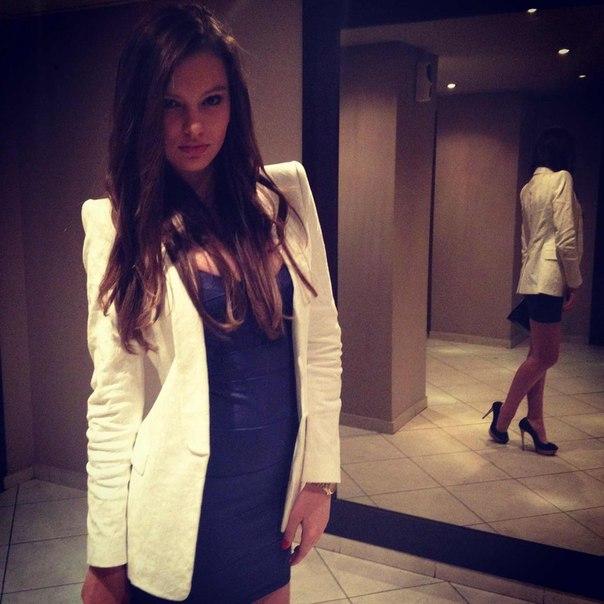 Красивые девушки из социальных сетей (80 фото)