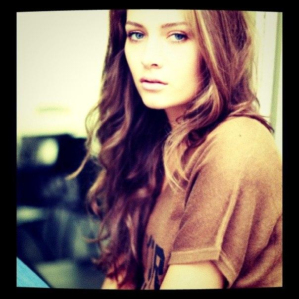 Красивые девушки из социальных сетей (80 фото)