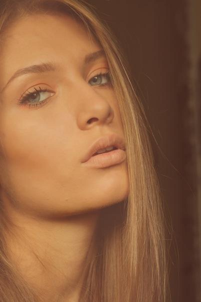 Красивые девушки из социальных сетей (80 фото)