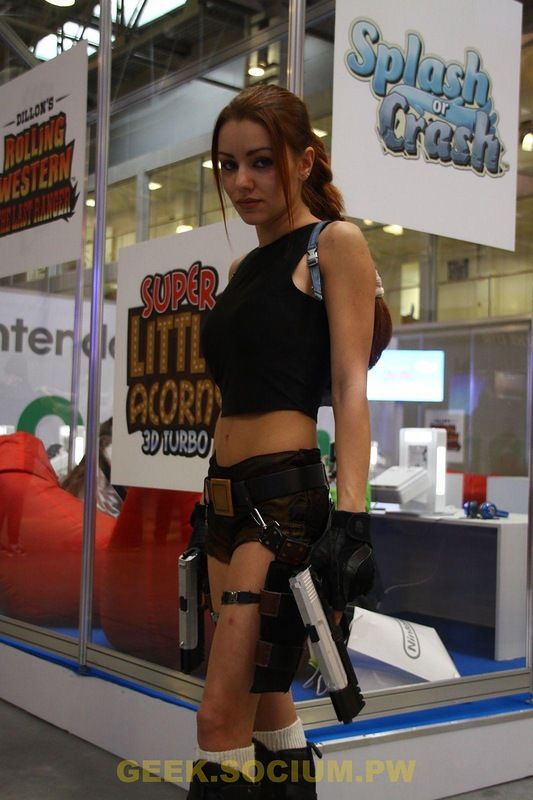 Девушки с "Игромира 2013"