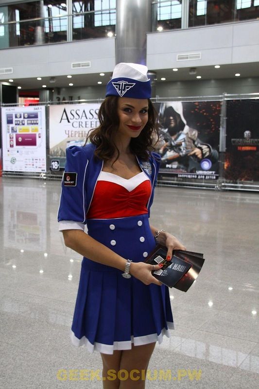 Девушки с "Игромира 2013"