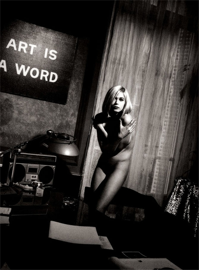 Коллекция эротических фотографий за три с половиной миллиона долларов (10 фото)