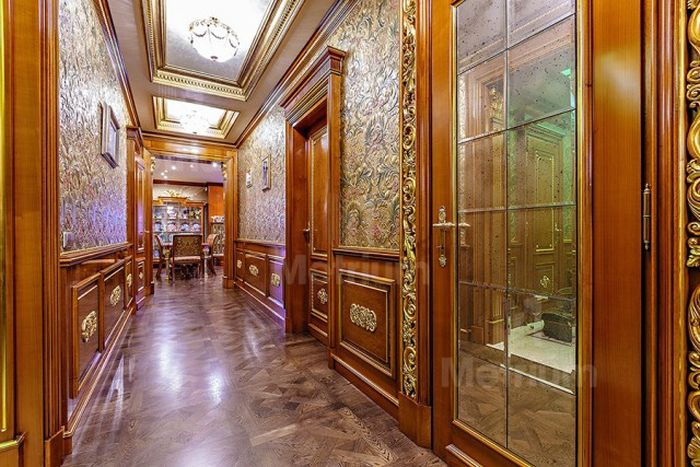 Безумные интерьеры квартир российских богачей