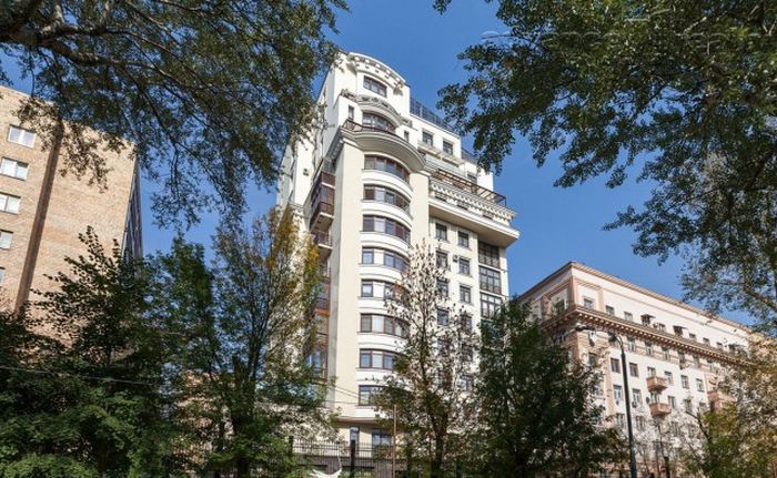 Безумные интерьеры квартир российских богачей