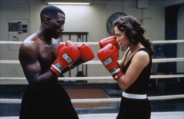 10 популярных фильмов, подтолкнувших людей к реальным преступлениям 10 популярных фильмов, подтолкнувших людей к реальным преступлениям