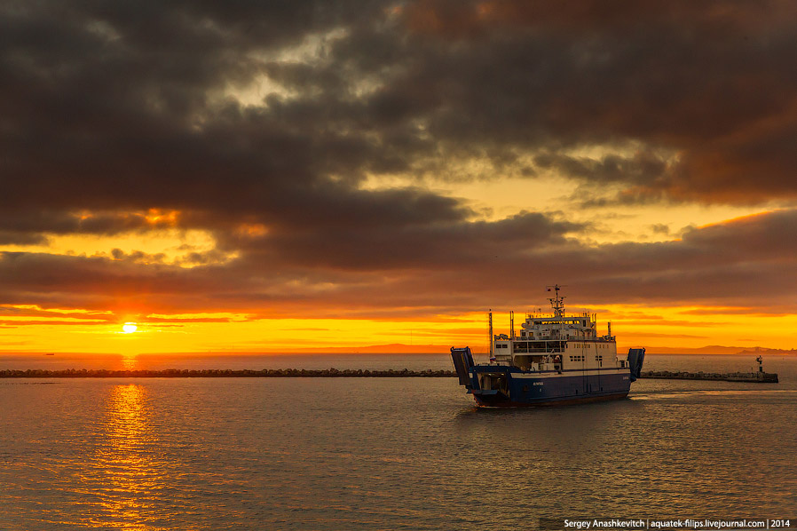 Паром в Крым