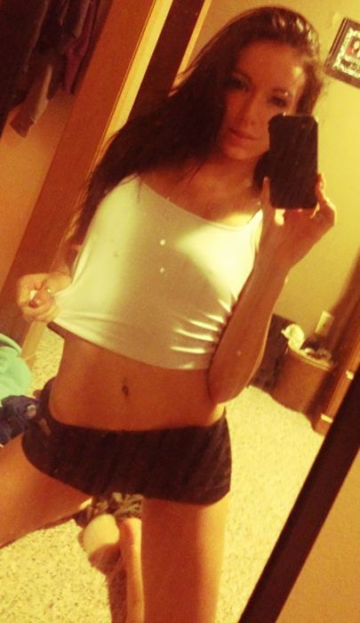 Оттянутые трусики