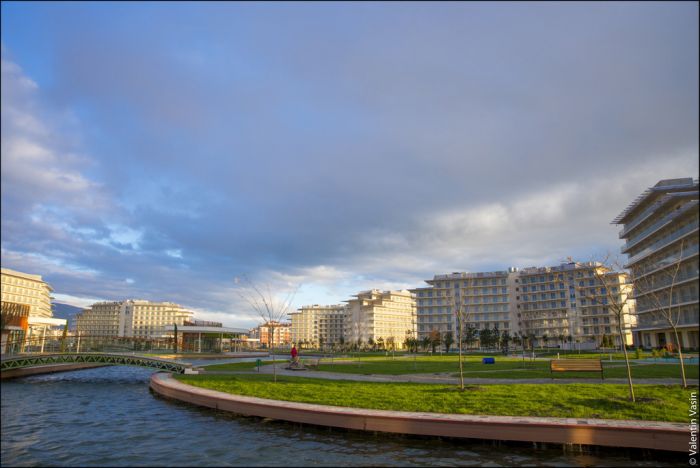 Олимпийский город в Сочи Олимпийский город в Сочи