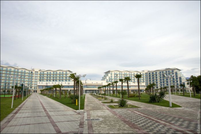 Олимпийский город в Сочи Олимпийский город в Сочи