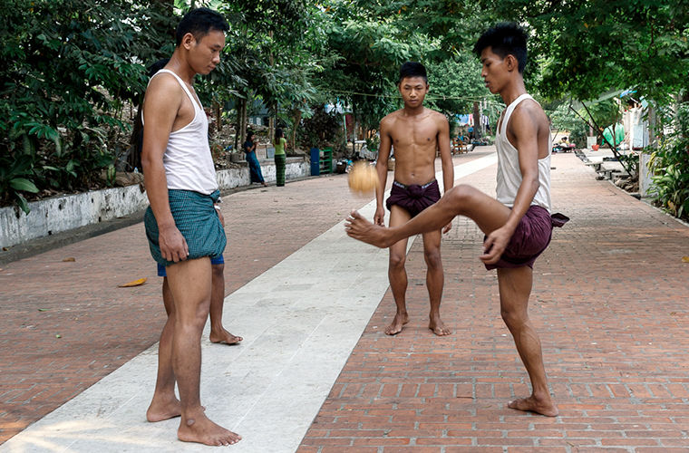 Национальные традиции и особенности менталитета бирманцев Национальные традиции и особенности менталитета бирманцев